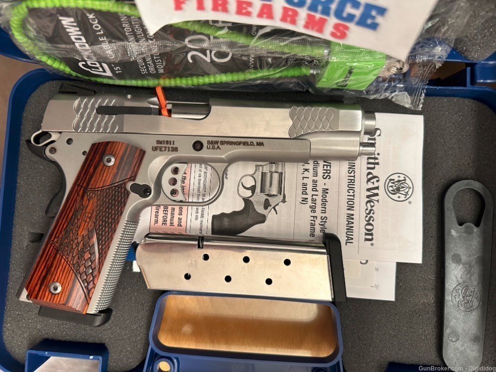 SMITH & WESSON 1911 E SERIES .45ACP 5" BARREL 2 MAGS 8 ROUNDS-img-7