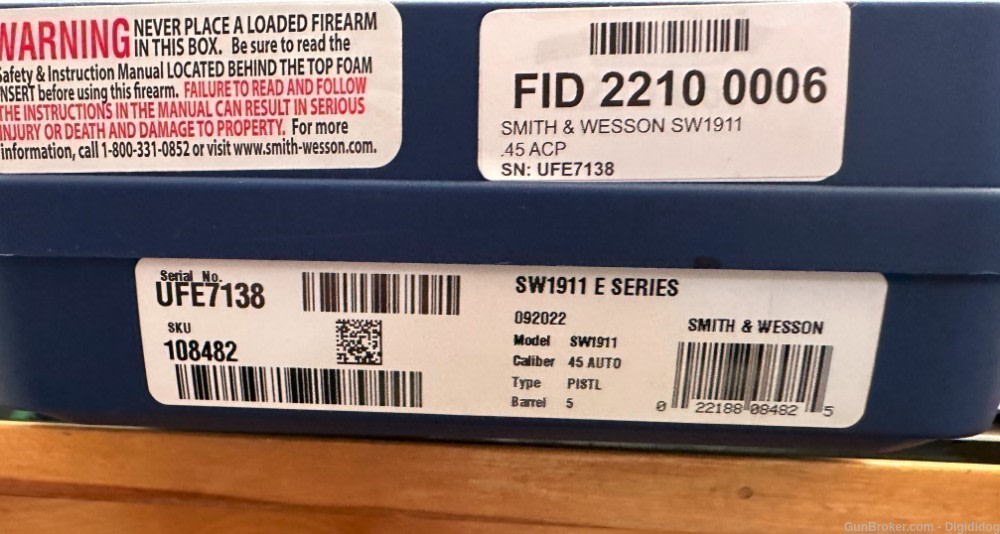 SMITH & WESSON 1911 E SERIES .45ACP 5" BARREL 2 MAGS 8 ROUNDS-img-8