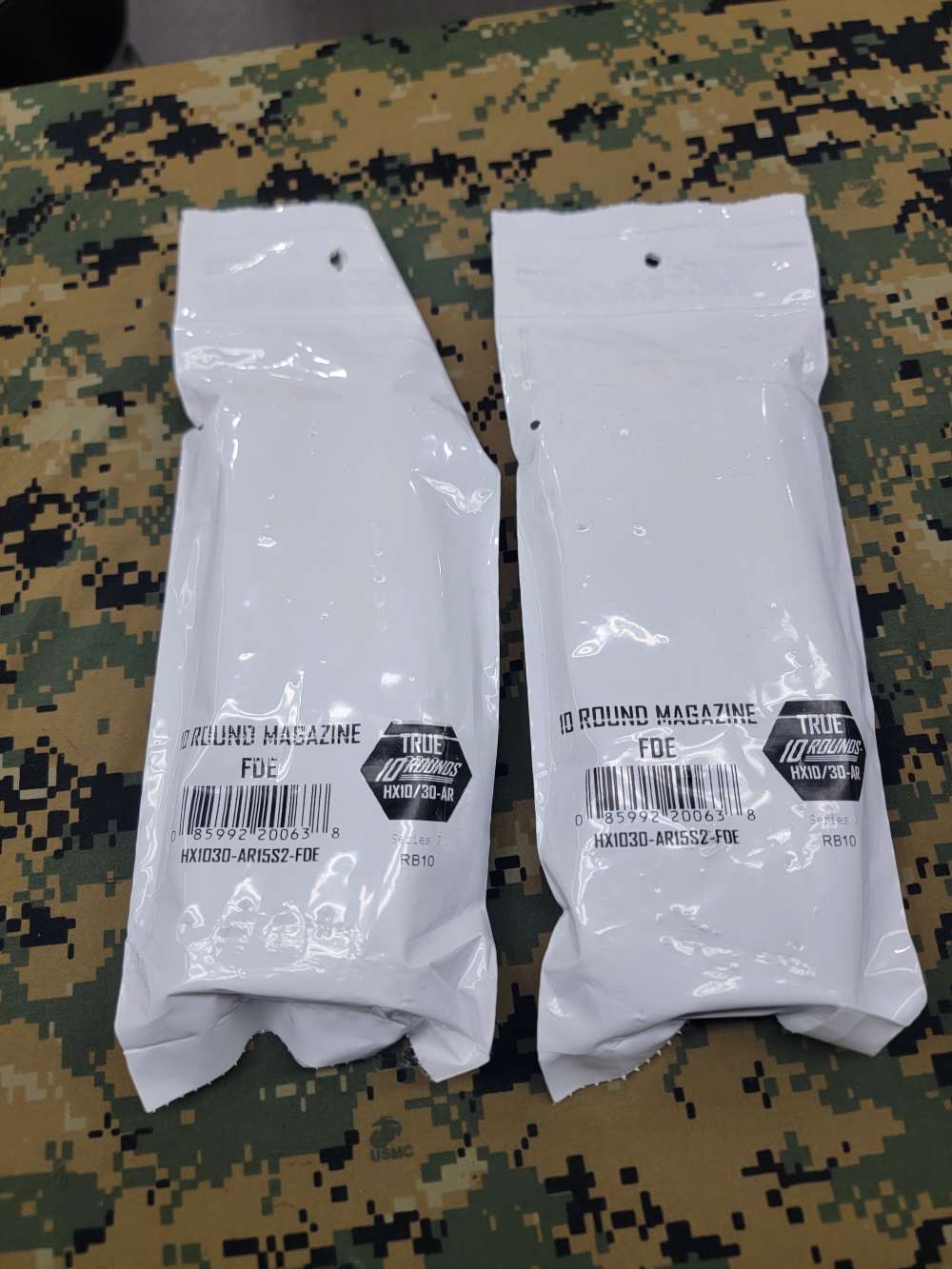 Heximag ar15 magazines (x2). FDE. 5 56. 10rd mag with 30rd body-img-1