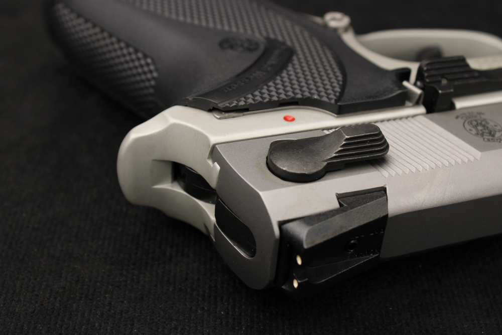 2004 Smith & Wesson 4013TSW Tactical .40 S&W Third Gen -img-15