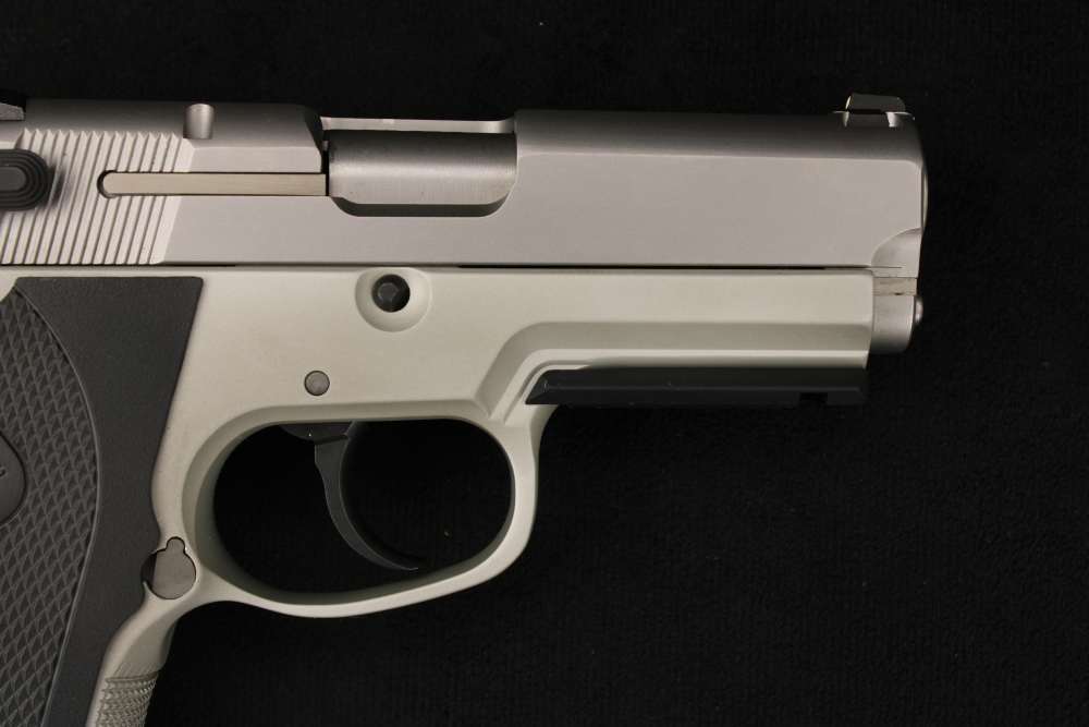 2004 Smith & Wesson 4013TSW Tactical .40 S&W Third Gen -img-8