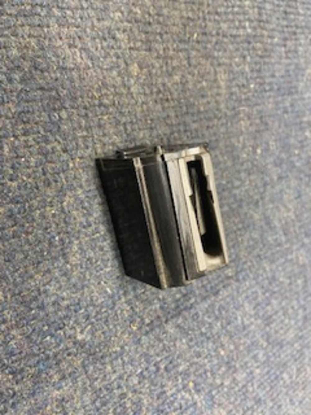 Ruger 77/22 magnum rifle magazine-img-1