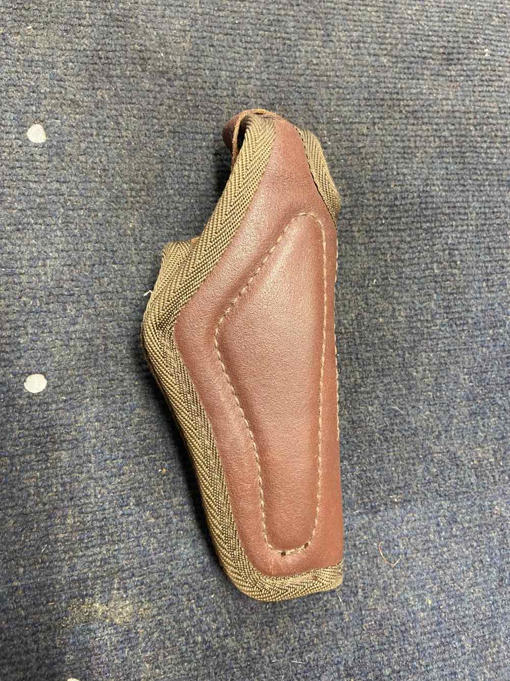Gould and Goodrich size 24 semi auto pistol holster-img-0