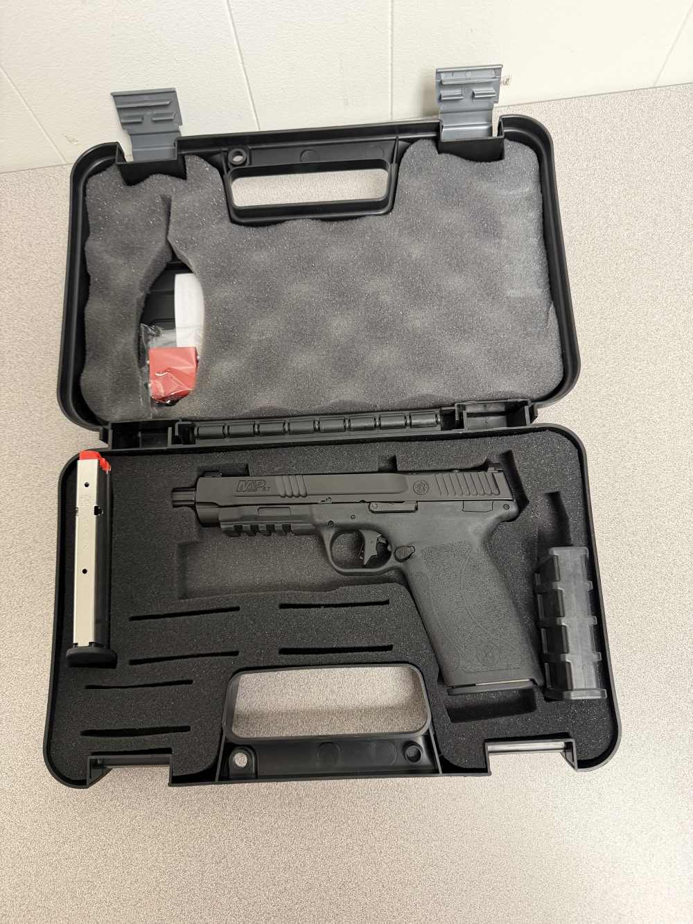 S&W M&P 5.7, 5.7x28mm, 5”, Optics Ready, Threaded, 22 Rds-img-0