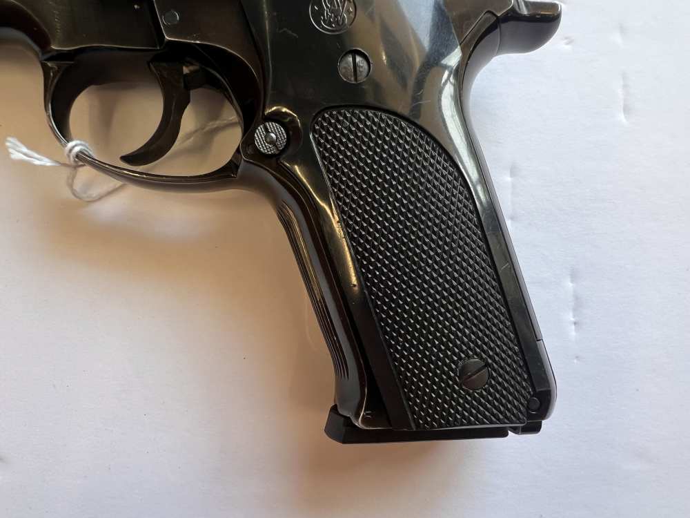 Smith & Wesson Model 59 – 9mm – Double-Action Semi-Automatic SN A246397-img-2