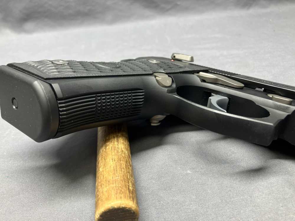 Beretta Langton TT 92G Elite - 9x19mm - Factory Case w/ Three Magazines-img-16