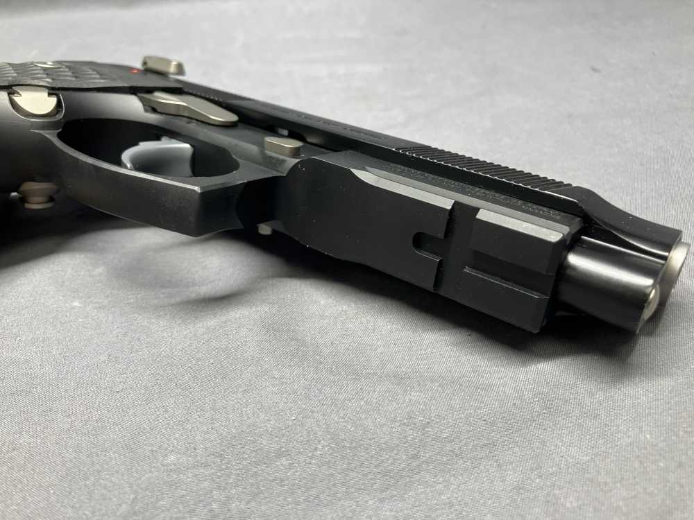 Beretta Langton TT 92G Elite - 9x19mm - Factory Case w/ Three Magazines-img-17