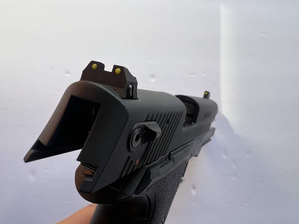 SIG Sauer Mosquito .22 LR Semi-Automatic Pistol SN F360857-img-12