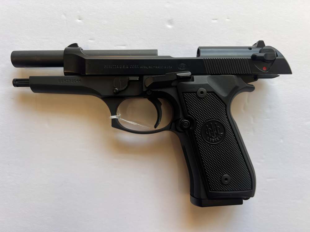 Beretta 92FS 9mm Parabellum 5" Barrel SN BER598644-img-14
