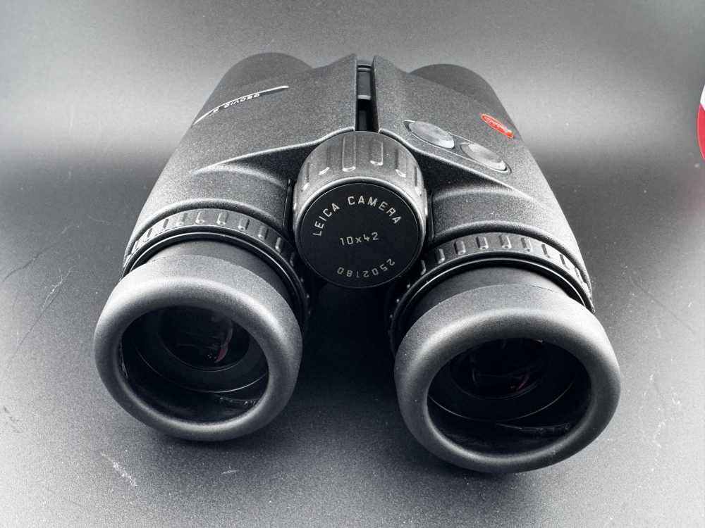 Leica Geovid R 10x42 Rangefinding Binoculars  2000 Yards NEW IN BOX -img-1