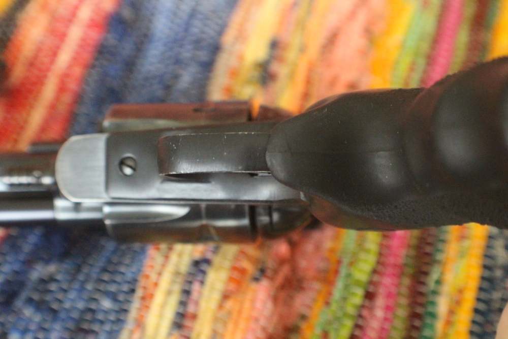 Ruger New model Blackhawk 41 Rem Mag 6.5 inch barrel scope mounts -img-8