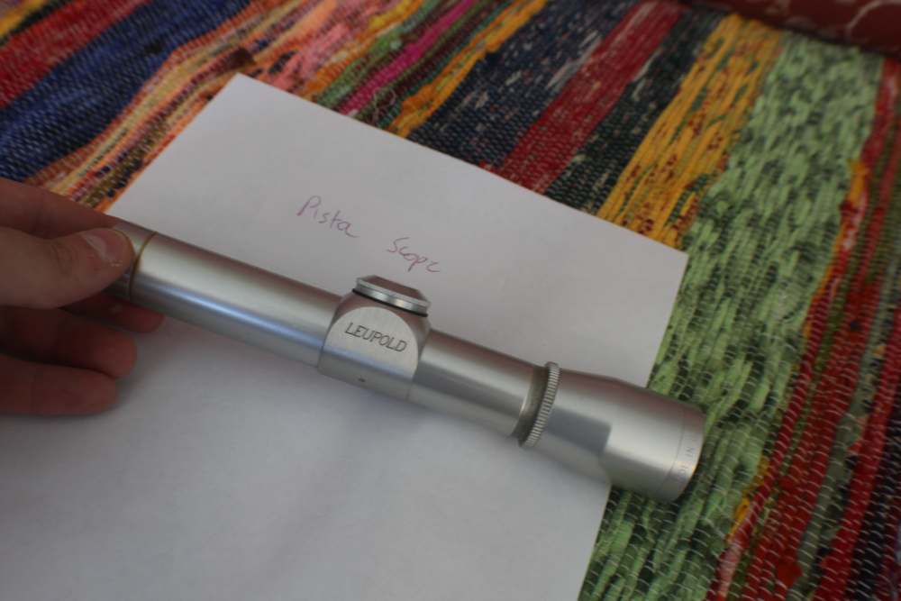 Leupold M8 2x Handgun Scope. Duplex Silver-img-0