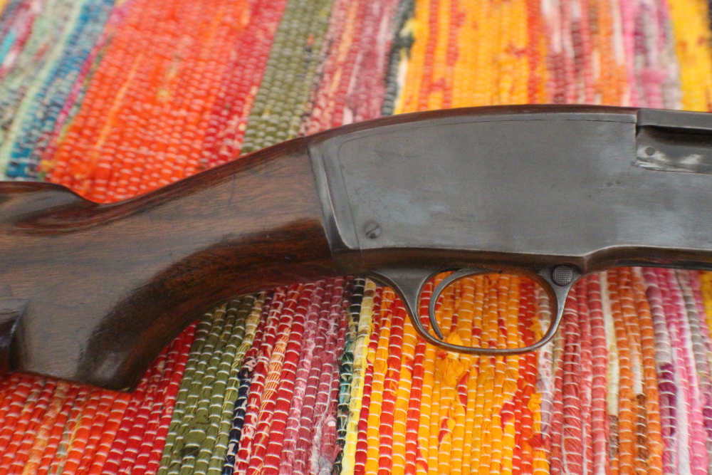 Winchester Model 42 .410 Pump Shotgun W/28" Barrel, MOD Choke-img-29