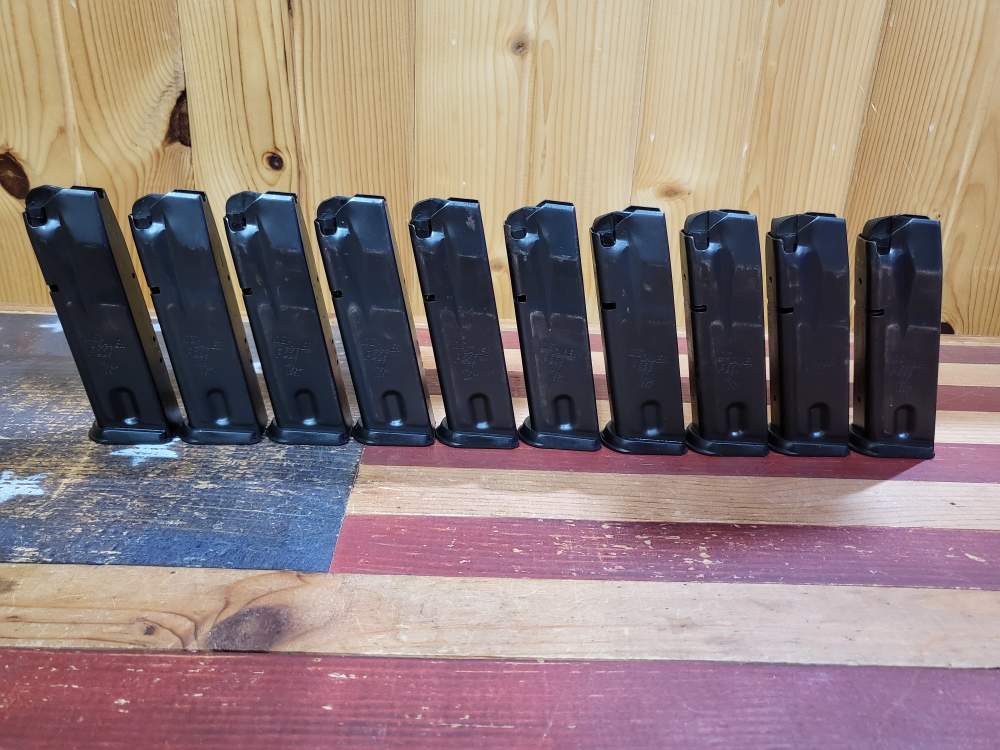 Lot of 12 Sig Sauer P229 357 Sig or 40 Cal 12 Rd Magazines-img-0