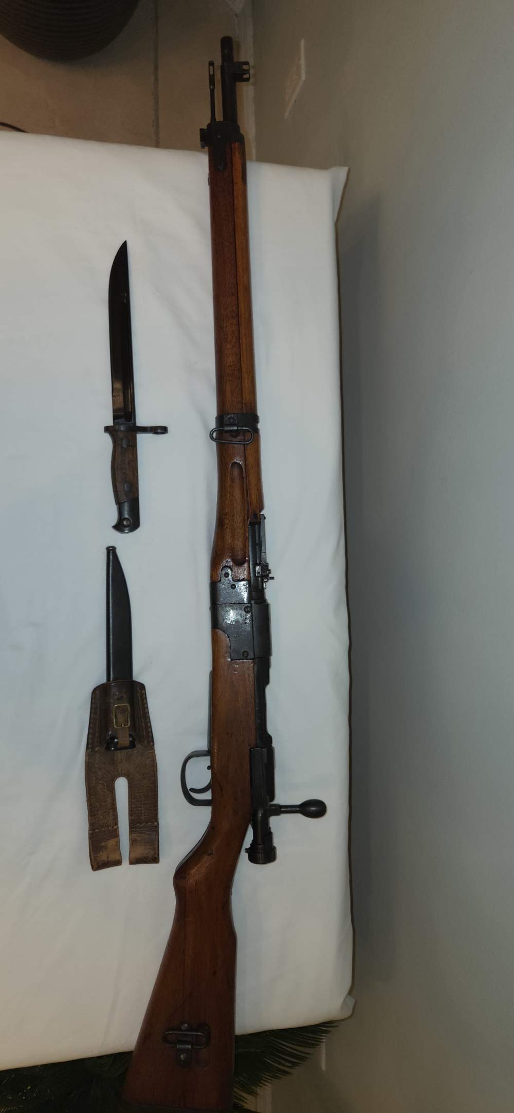 WWII Japanese Arisaka Type 2 Paratrooper Rifle w/Type 100 Bayonet -img-16