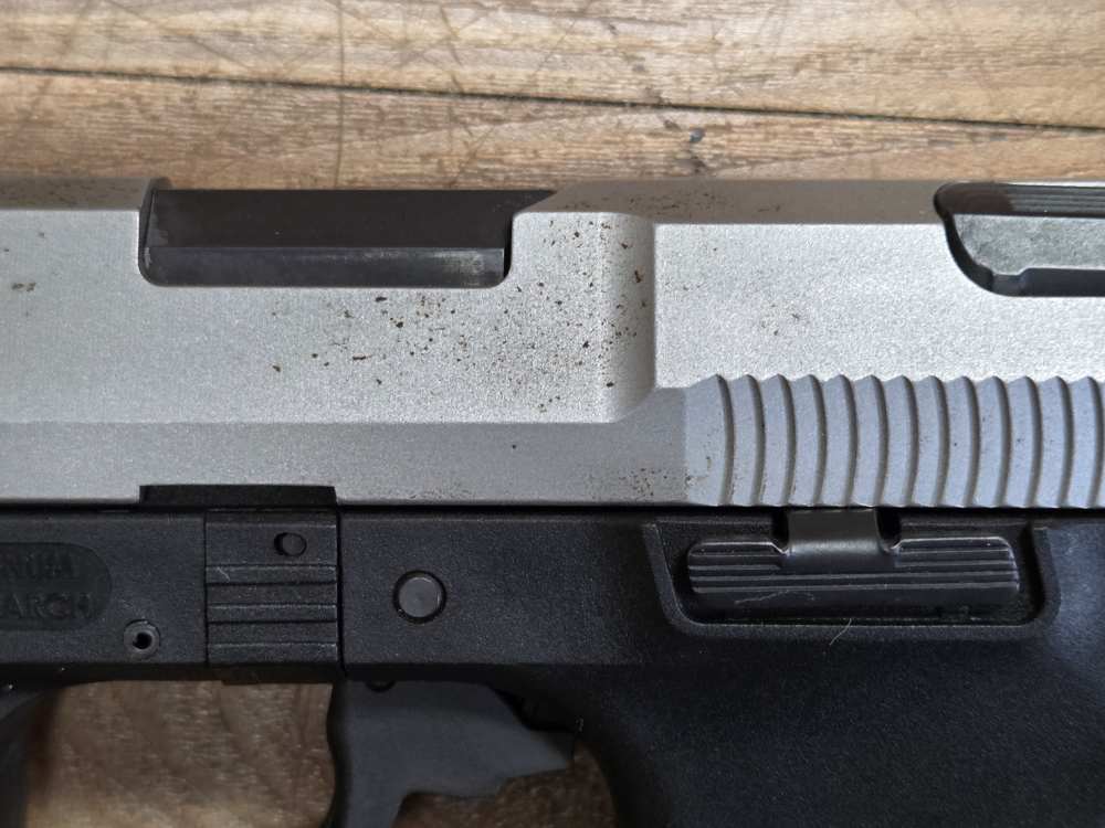 Magnum Research MR9 Eagle, 9mm, 2 mags, original case and papers-img-12