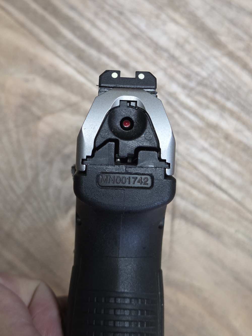 Magnum Research MR9 Eagle, 9mm, 2 mags, original case and papers-img-9