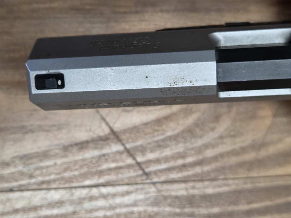 Magnum Research MR9 Eagle, 9mm, 2 mags, original case and papers-img-5