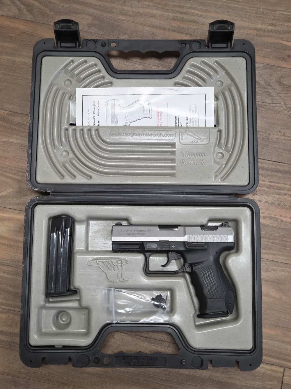 Magnum Research MR9 Eagle, 9mm, 2 mags, original case and papers-img-15