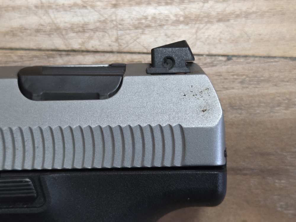 Magnum Research MR9 Eagle, 9mm, 2 mags, original case and papers-img-13