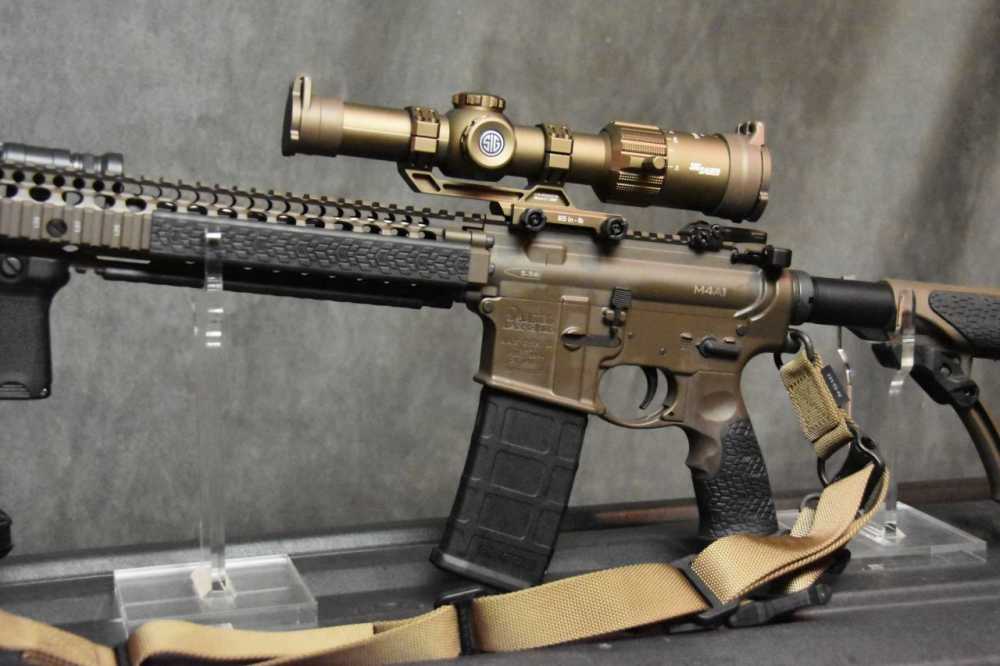 Daniel Defense M4A1 Bronze-img-5
