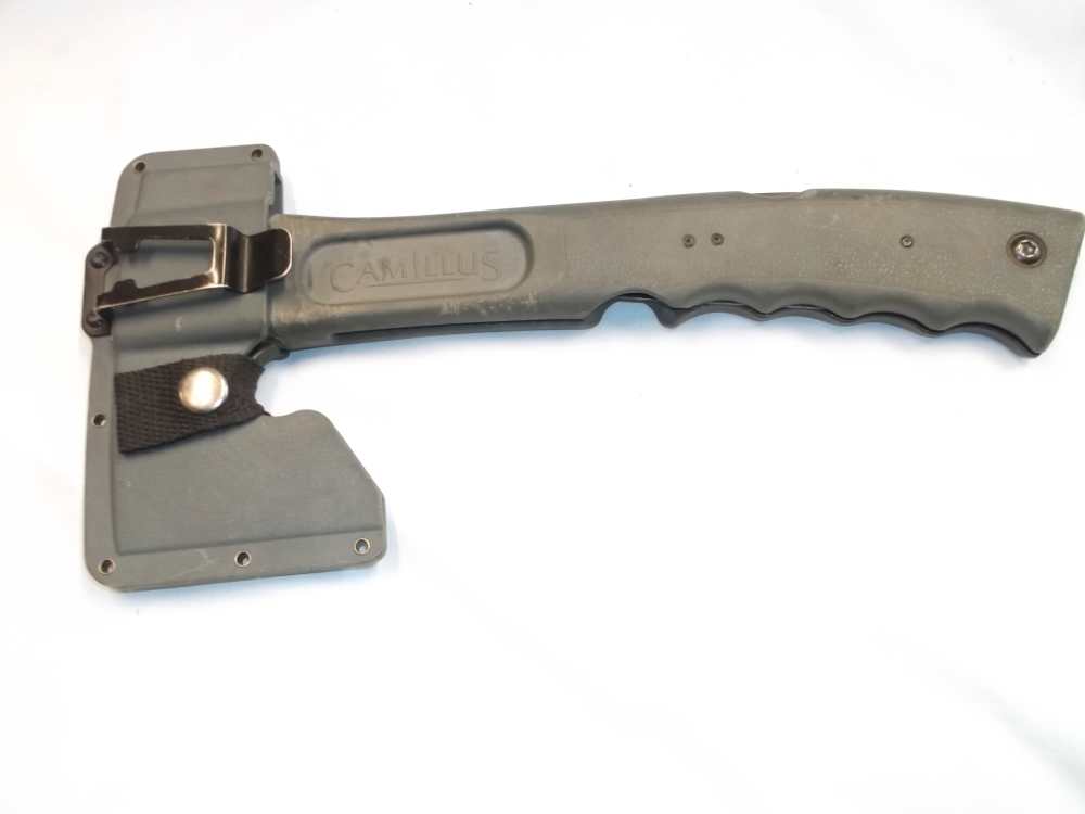 SURVIVAL GEAR, HATCHET/SAW, W/CARRY CASE KNIFE, 5OZ. FLASK, ALL BY CAMILUS -img-3
