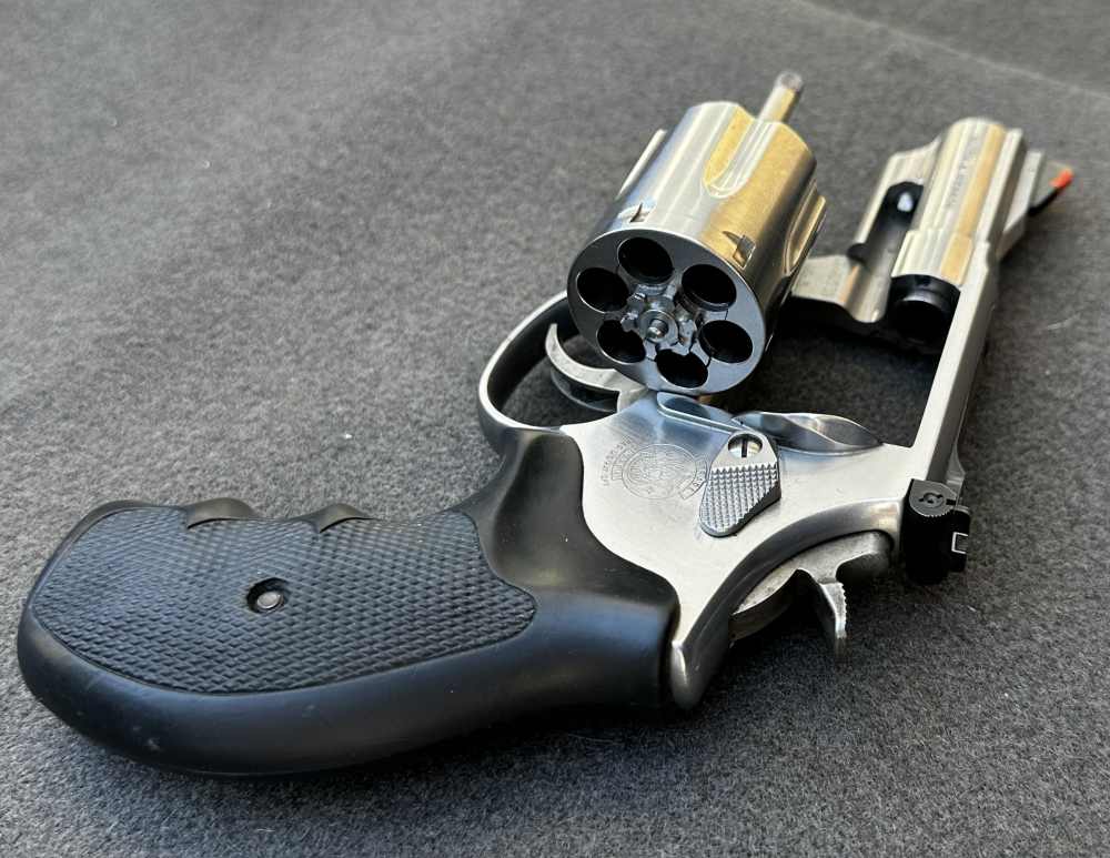 S&W 66-5 .357 Magnum, 2.5", Pre-Lock 66, 1999, L.E. Gun-img-36
