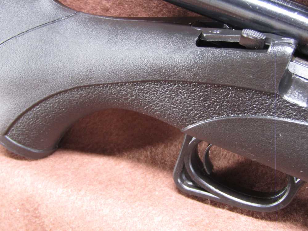 Like New Remington 770 30-06 SPRG Bolt 22" BRL 3-9x40 mm Scope VG Bore -img-9