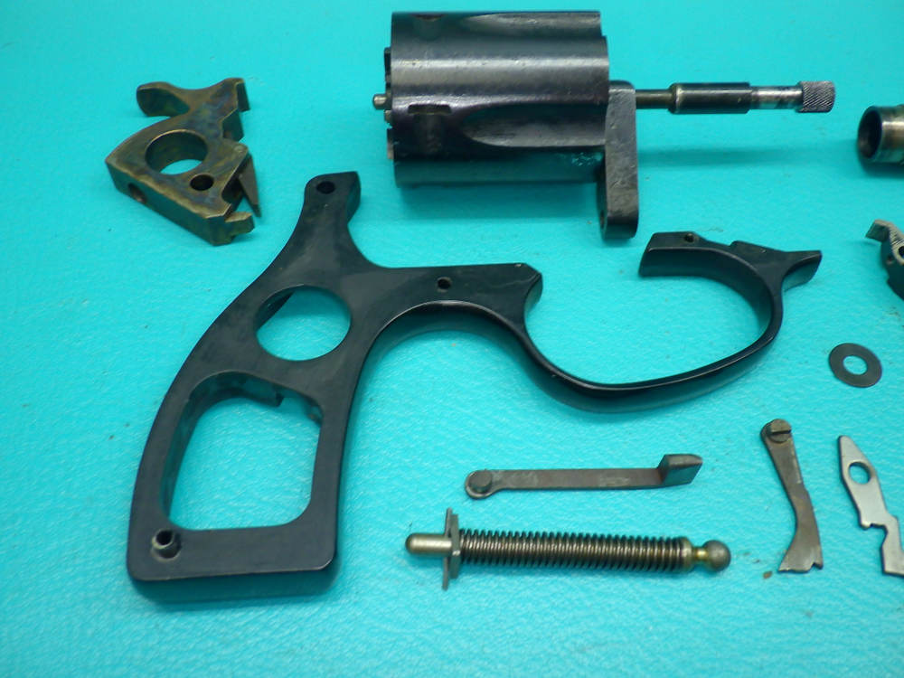 Charter Arms Undercover .38 Spl 3" Bbl Revolver Repair Parts-img-1