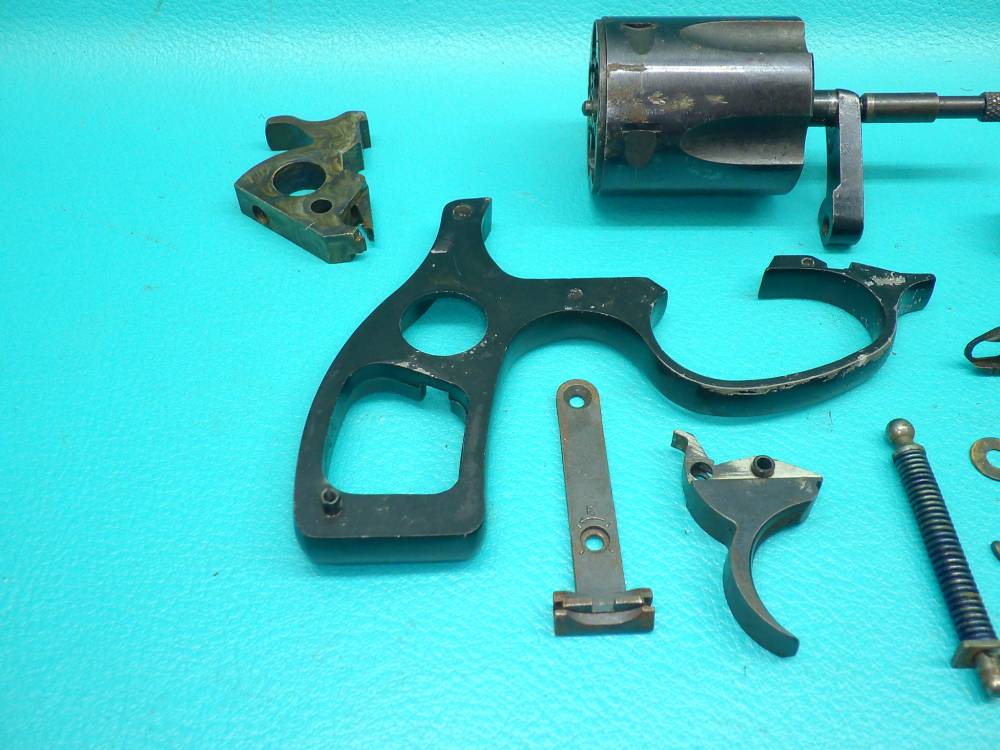 Charter Arms Bulldog .357 MAG 2.5" Bbl Revovler Repair Parts-img-1