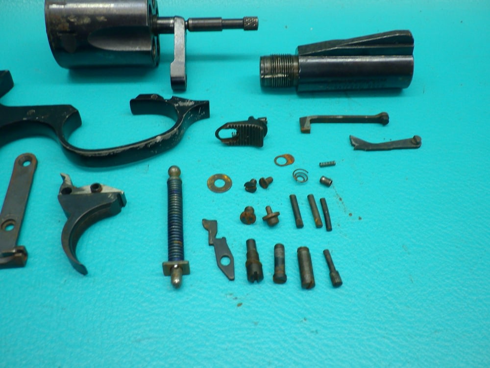 Charter Arms Bulldog .357 MAG 2.5" Bbl Revovler Repair Parts-img-2