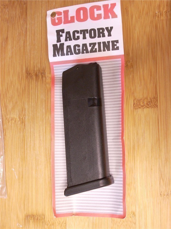 Glock G-23 13 round 40 S & W magazine NEW-img-1