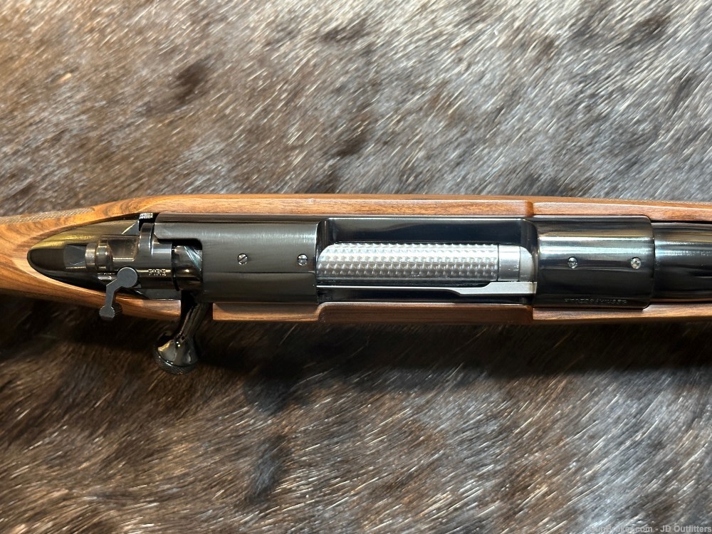 FREE SAFARI, NEW WINCHESTER MODEL 70 SUPER GRADE FRENCH WALNUT 30-06 SP 24"-img-7