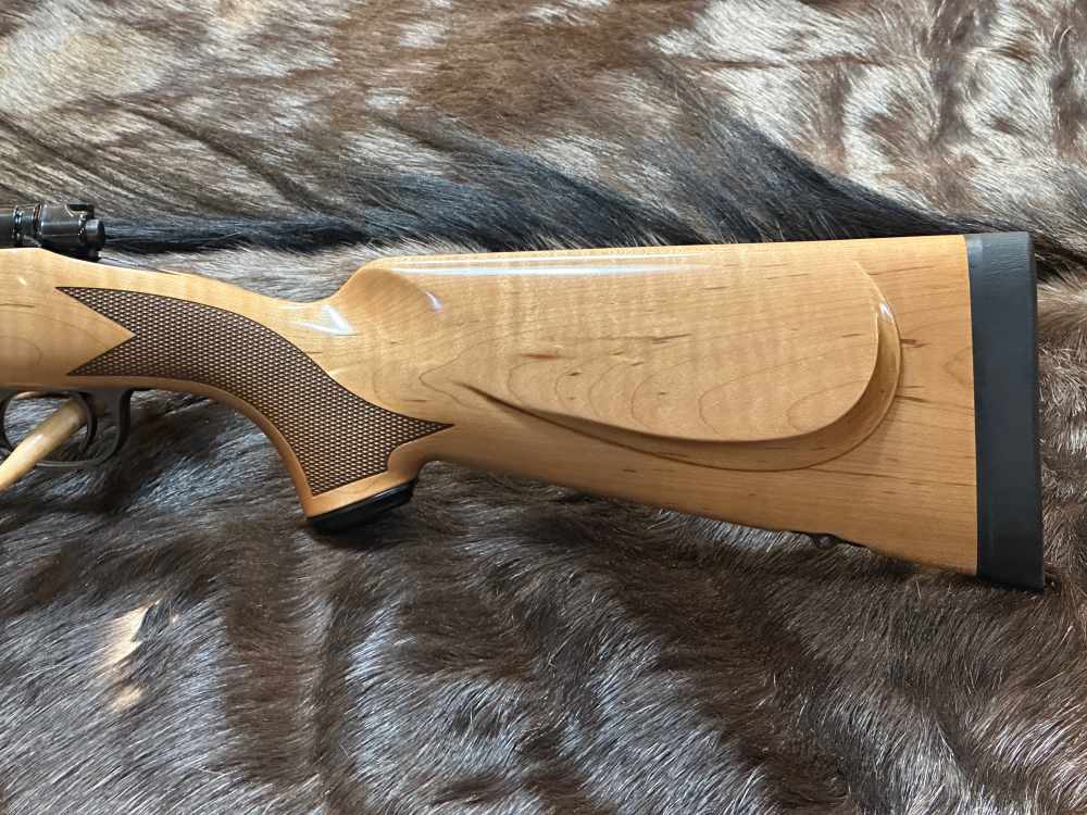 WINCHESTER MODEL 70 SUPER GRADE MAPLE 264 WIN MAG, FREE SAFARI-img-9