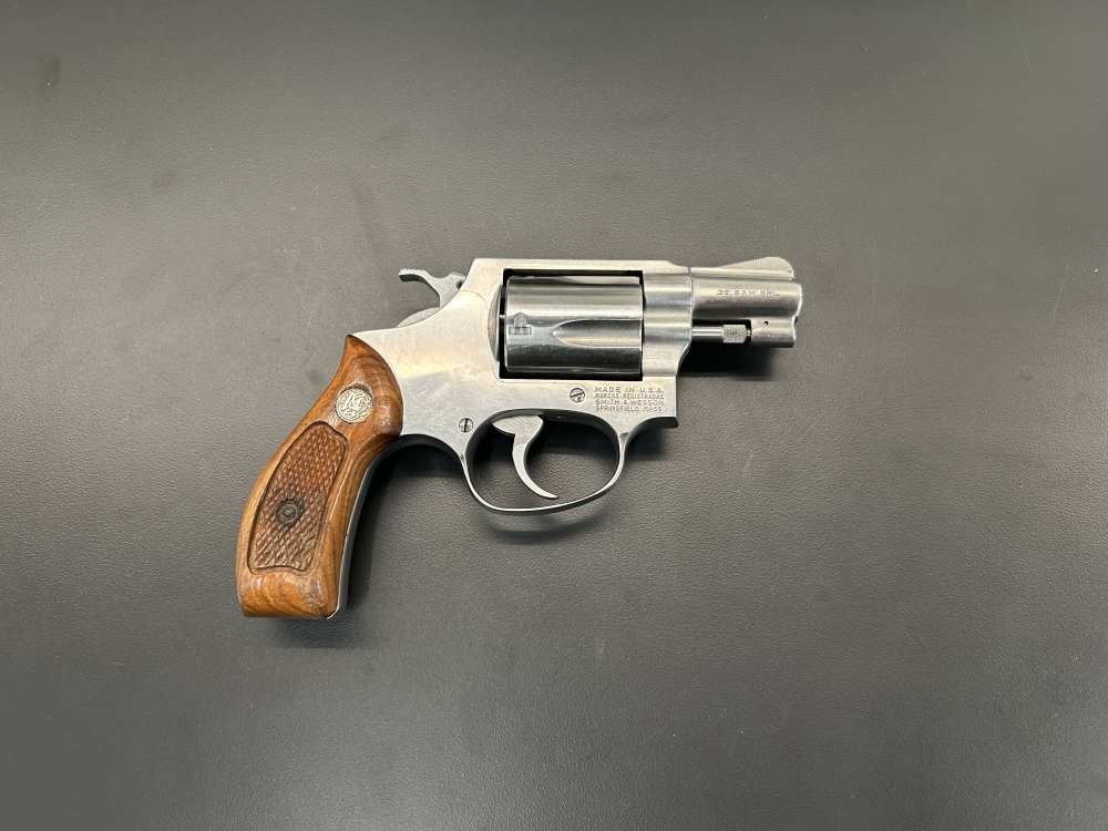 SMITH & WESSON MODEL 60-img-1
