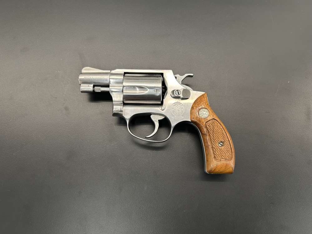 SMITH & WESSON MODEL 60-img-0