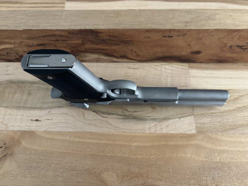 AMT Automag III 30 carbine semi automatic pistol Irwindale California USA -img-13