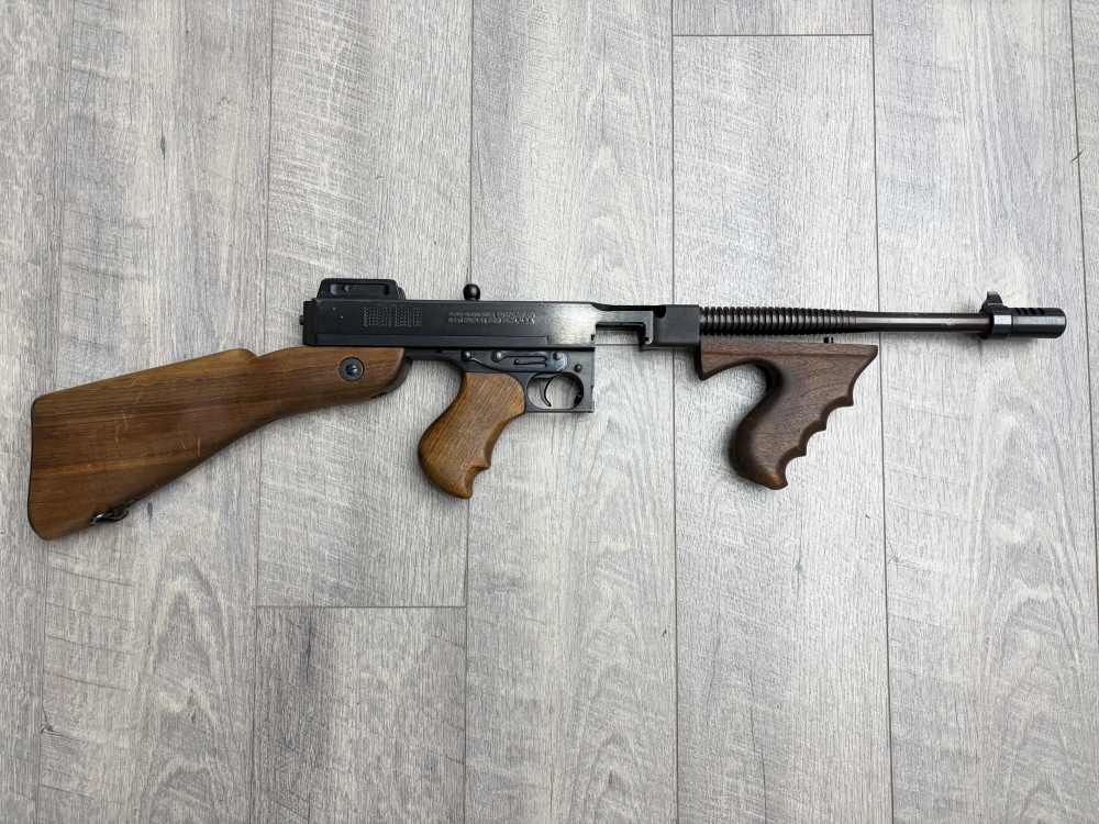 Auto Ordnance West Hurley Thompson US Model 1928 Sub Machine Gun-img-2