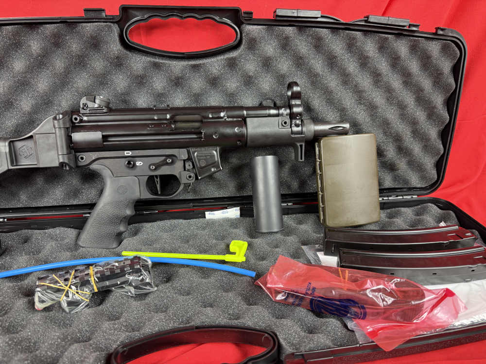Custom MKE AP5-P 9mm - Witt  Suppressor - Foldable SBT Brace-img-9