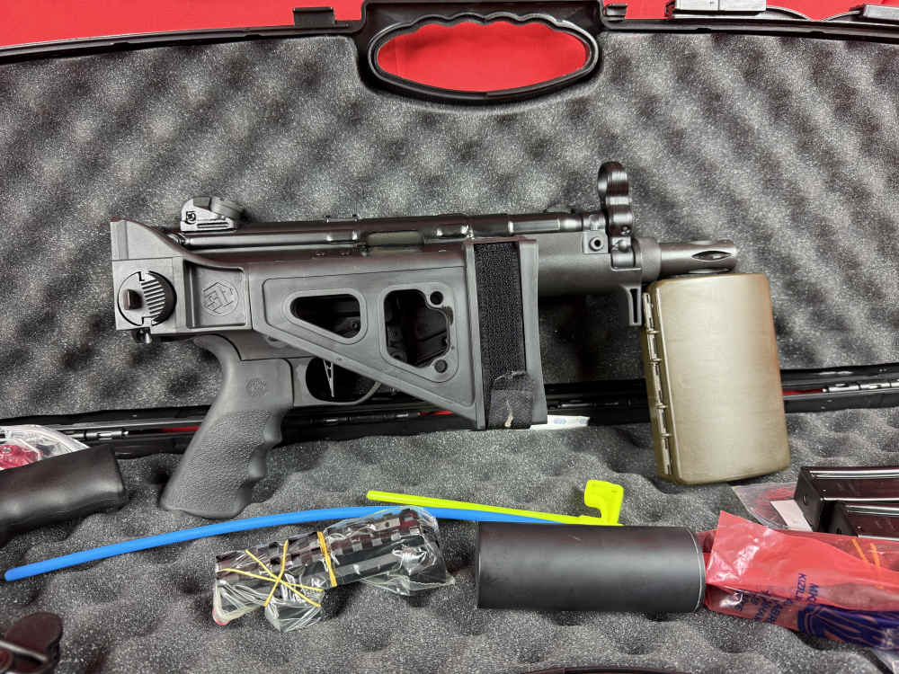 Custom MKE AP5-P 9mm - Witt  Suppressor - Foldable SBT Brace-img-13