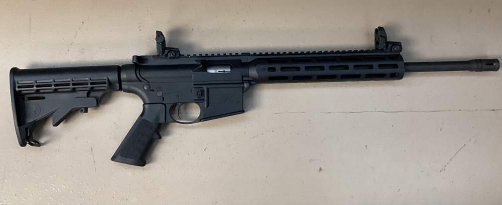 Pre-Owned Smith & Wesson M&P 15-22 with 25 Round Mag .22 LR Calibur -img-1