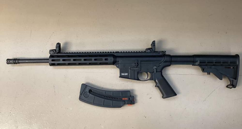 Pre-Owned Smith & Wesson M&P 15-22 with 25 Round Mag .22 LR Calibur -img-4