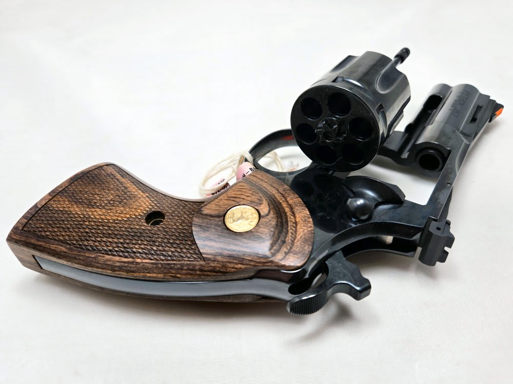 Colt Python .357 Magnum PYTHONBP3WTS-img-2