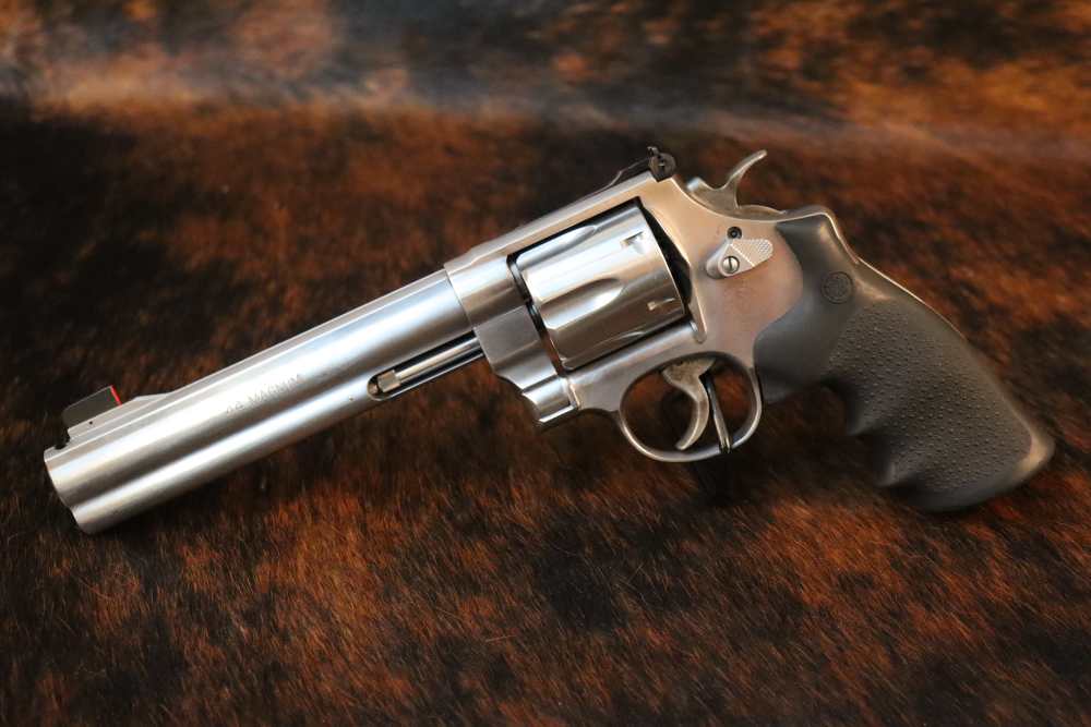 Smith & Wesson 629 Classic .44 Mag Revolver w/Box-img-1