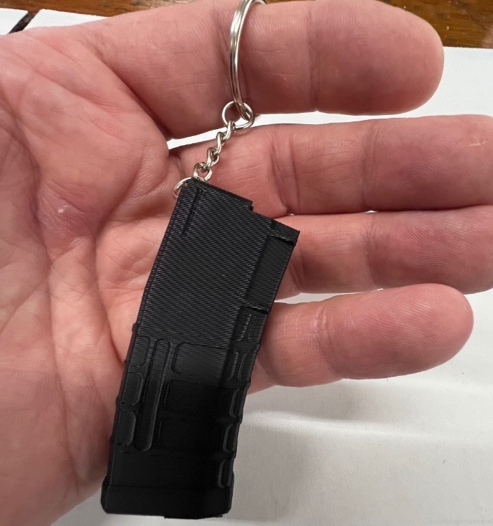 AR-15 magazine keychain -img-3