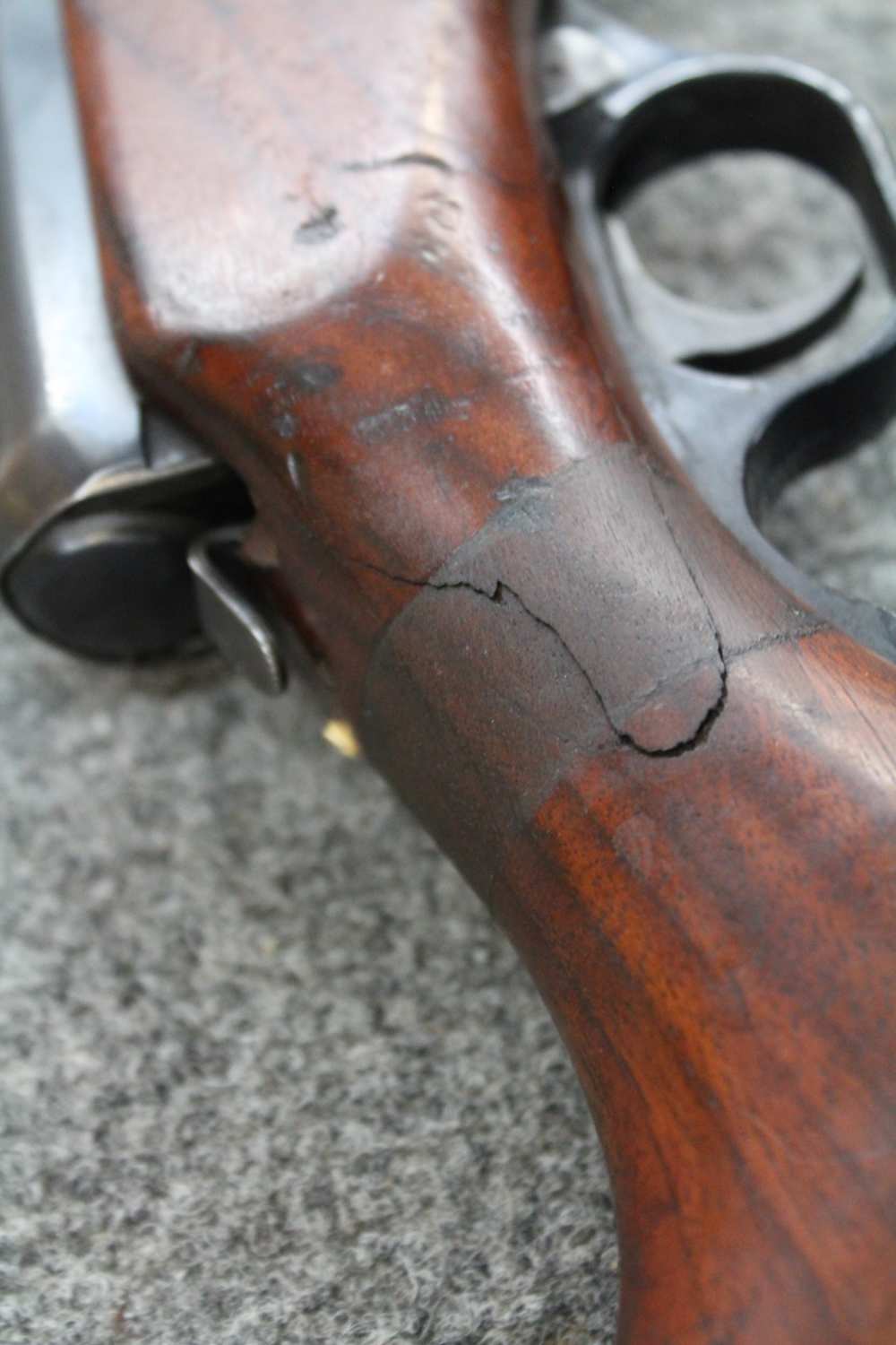 Mossberg 200 K-A 12GA Pump Action Shotgun (USED) AS-IS-img-2