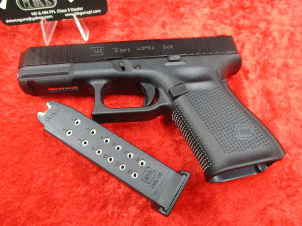 Glock G19 Gen 5 MOS Optic Ready 3-15rd Magazine 19 Conceal Carry NEW TRADE!-img-5