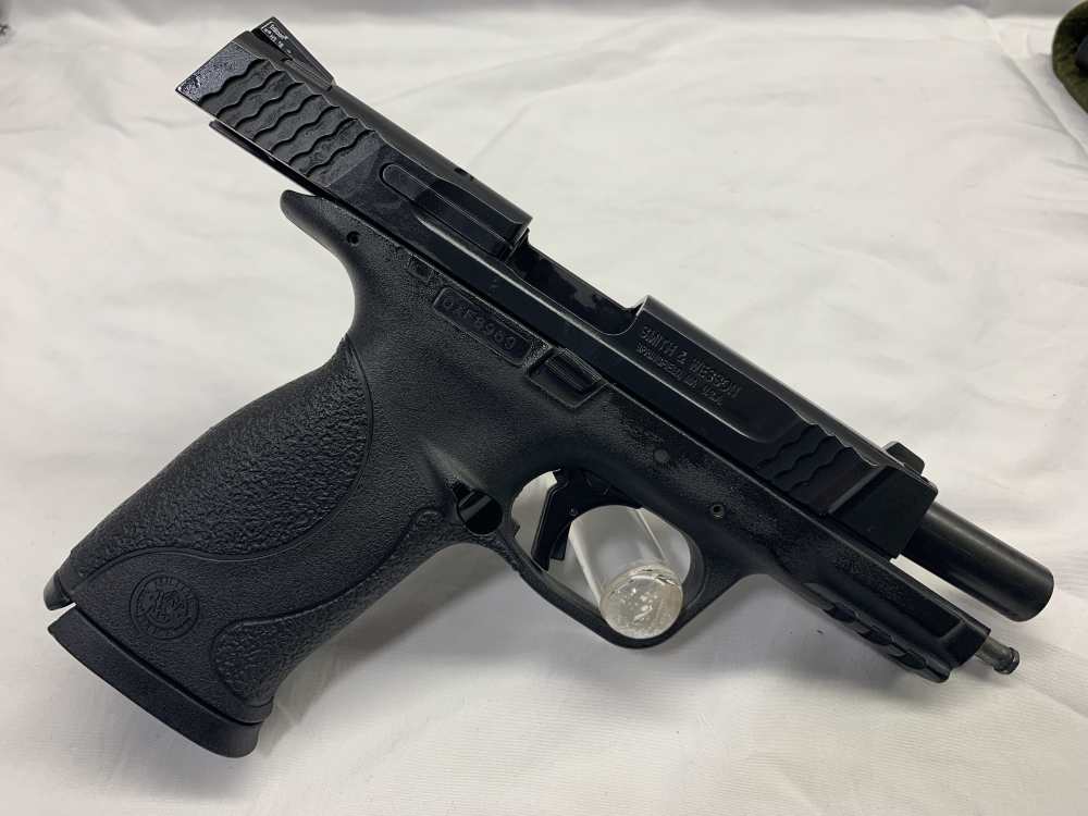 S&W M&P45 *USED* WITH 9 EXTRA MAGAZINES-img-7