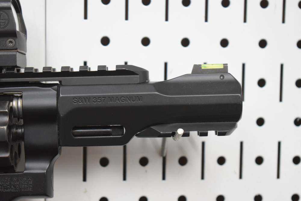 Smith and Wesson Performance Center Model 327 TRR8-img-3