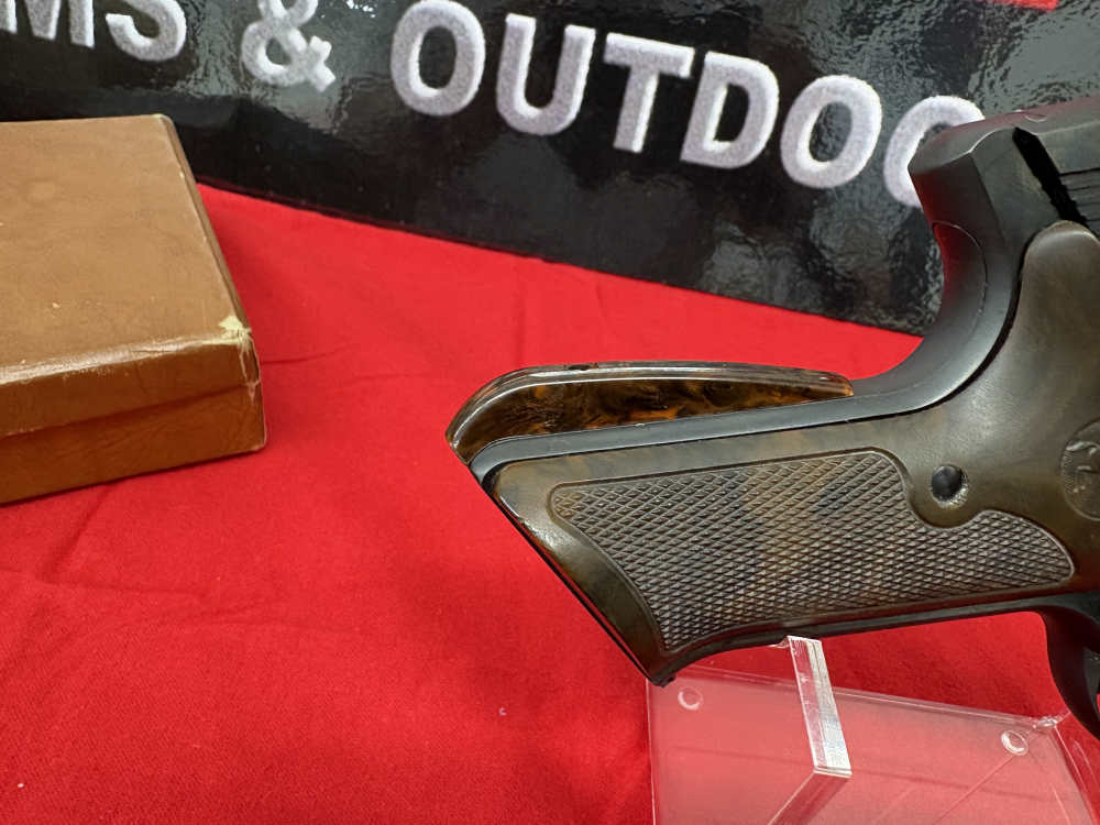COLT WOODSMAN IN ORIGINAL BOX & PAPERWORK-img-6